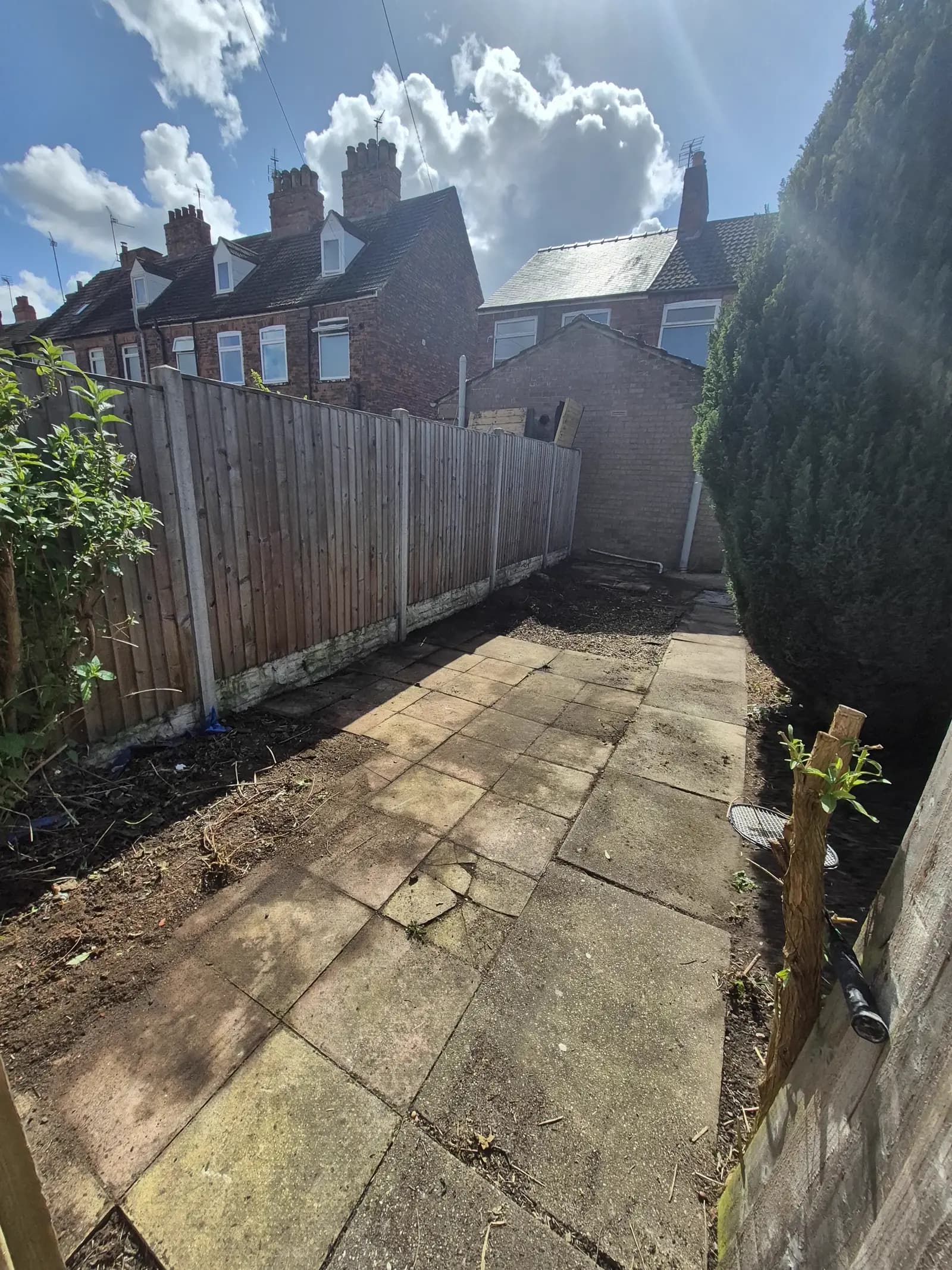 Completed garden tidy at a Gainsborough property by LWR Group
